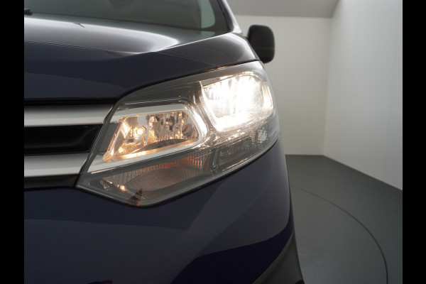 Citroën Jumpy 2.0HDI 123PK AUT-8 H1L3 120 XL 3-P Airco Cruise Control 3 persoons Schuifdeur Betonplex Lat om Lat betimmering Achterdeuren Bluetooth Euro 6 Citroën Jumpy 2.0HDI 123PK AUT-8 H1L3 120 XL 3-P Airco Cruise Control 3 persoons Schuifdeur Betonplex Lat om Lat betimmering Achterdeuren Bluetooth Euro 6