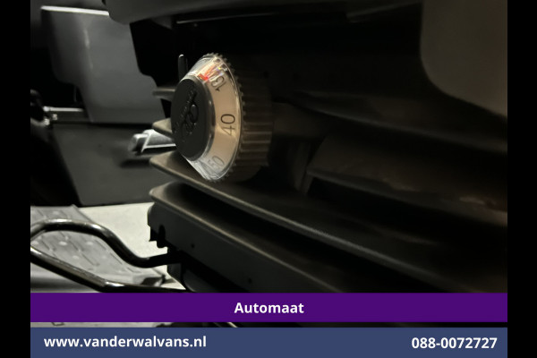 Volkswagen Crafter 2.0 TDI 141pk Automaat L3H3 L2H2 Euro6 Airco | Navigatie | Apple Carplay | Cruisecontrol Android Auto, Parkeersensoren, chauffeursstoel, 3000kg trekvermogen