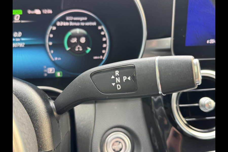 Mercedes-Benz GLC 300e 4MATIC Business Solution Automaat | Leer | Stoelverwarming | LED verlichting | Climate control | Cruise control | Achteruit