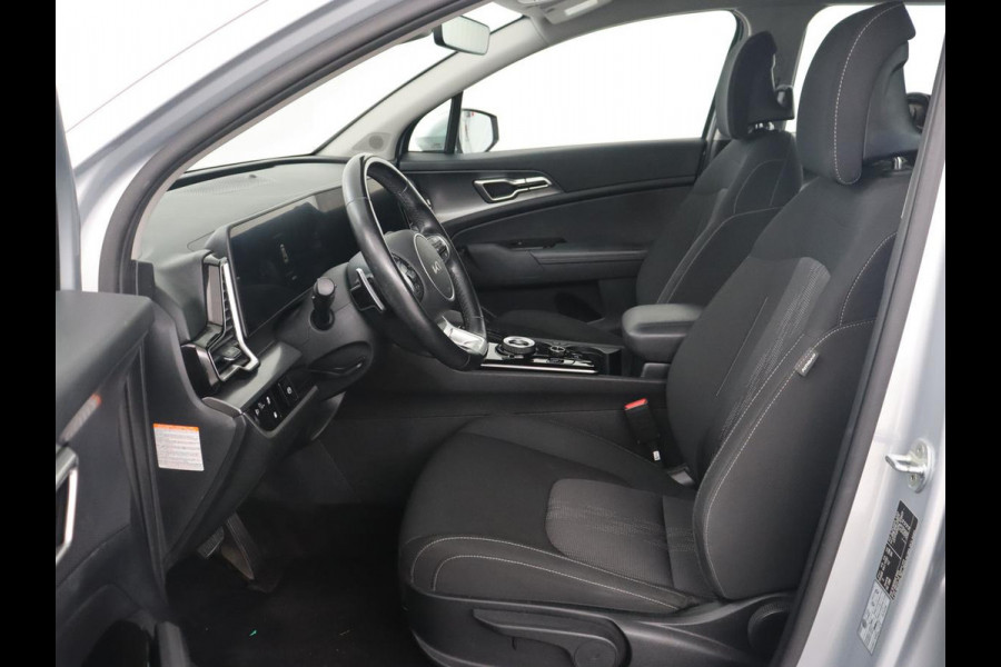 Kia Sportage 1.6 T-GDi Plug-in Hybrid AWD DynamicLine | Adaptive cruise | Camera | Carplay | Navigatie | Full LED | Parkeerhulp | Digital Cockpit | PHEV | Plug In