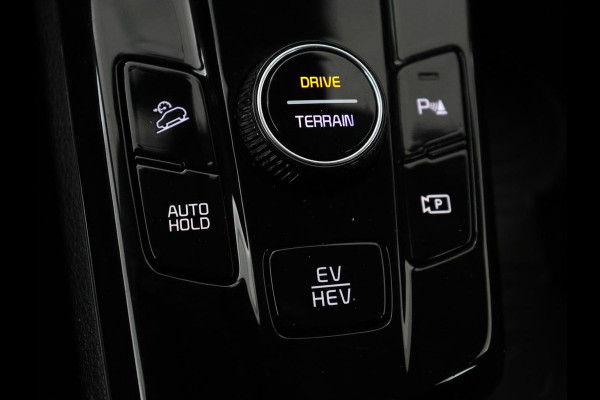 Kia Sportage 1.6 T-GDi Plug-in Hybrid AWD DynamicLine | Adaptive cruise | Camera | Carplay | Navigatie | Full LED | Parkeerhulp | Digital Cockpit | PHEV | Plug In