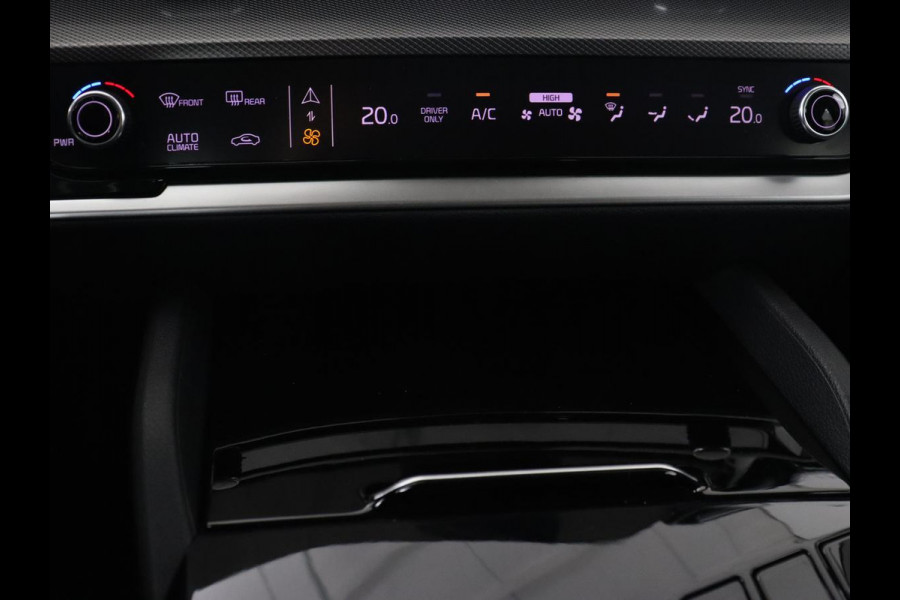 Kia Sportage 1.6 T-GDi Plug-in Hybrid AWD DynamicLine | Adaptive cruise | Camera | Carplay | Navigatie | Full LED | Parkeerhulp | Digital Cockpit | PHEV | Plug In