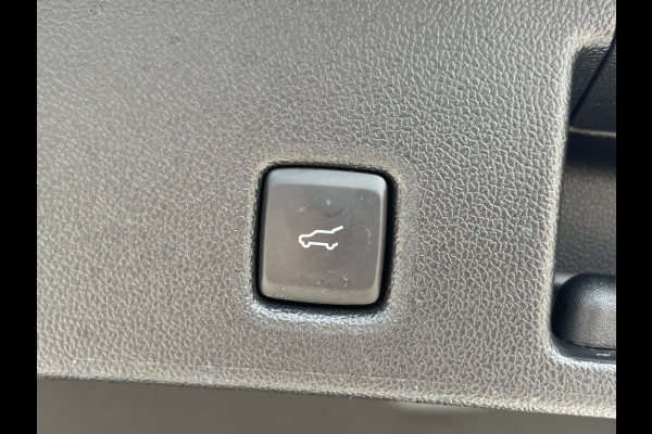 Ford Kuga 2.5 PHEV ST-Line X DRIVERPACK! WINTERPACK! TECHPACK! Ford Kuga 2.5 PHEV ST-Line X DRIVERPACK! WINTERPACK! TECHPACK!