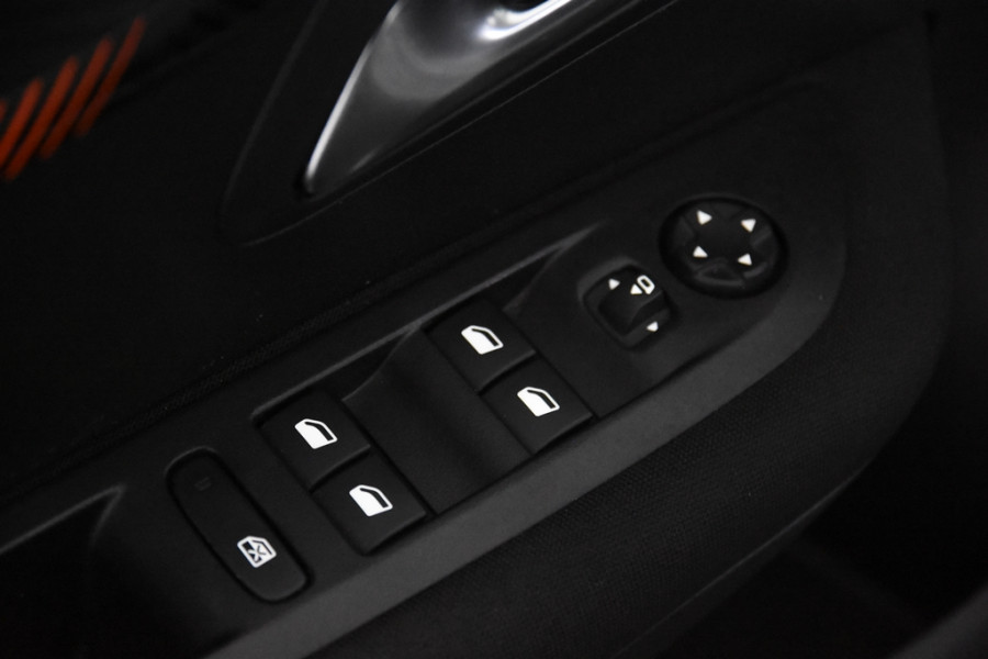 Peugeot 208 Allure *1ste eigenaar*Navigatie*Carplay*Cruise Control*