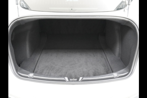 Tesla Model 3 Long Range AWD 75kWh Soh 89% Lmv 19" Navi Ecc Leder Panoramadak Adaptive Cruise Control Autopilot Elek.Stoelen+Verwarmd+Memory Premium Audio 4WD Privacy Glas Fabrieksgarantie op Accu en motor tot 24-08-2028 1e Eigenaar Origineel Nederlandse Auto