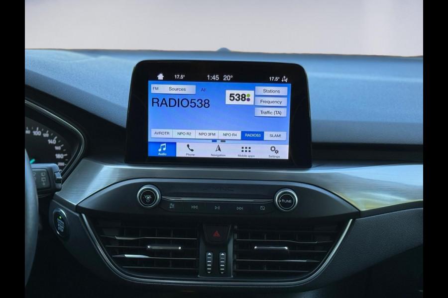 Ford FOCUS Wagon 1.0 EcoBoost 125 pk Titanium Business, achteruitrijcamera, trekhaak, stoel-stuurverwarming, nl auto met nap