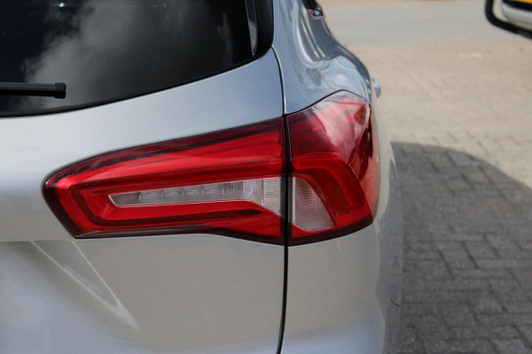 Ford FOCUS Wagon 1.0 EcoBoost Titanium Business 125pk | Winterpack | Full LED | Adaptieve Cruise | B&O Play | Achteruitrijcamera | Design Pack
