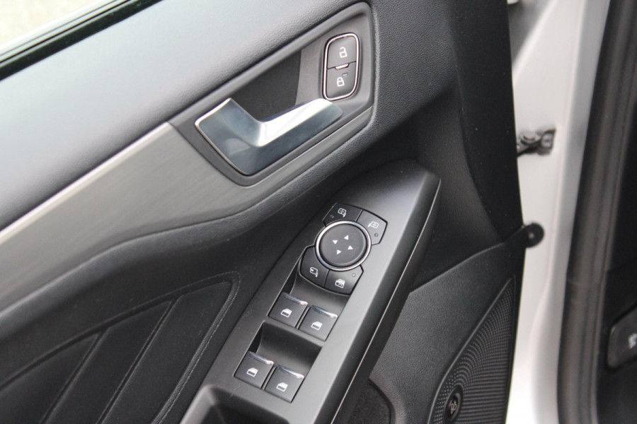 Ford FOCUS Wagon 1.0 EcoBoost Titanium Business 125pk | Winterpack | Full LED | Adaptieve Cruise | B&O Play | Achteruitrijcamera | Design Pack