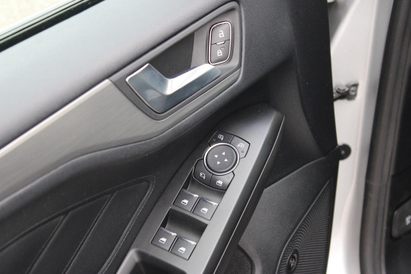 Ford FOCUS Wagon 1.0 EcoBoost Titanium Business 125pk | Winterpack | Full LED | Adaptieve Cruise | B&O Play | Achteruitrijcamera | Design Pack