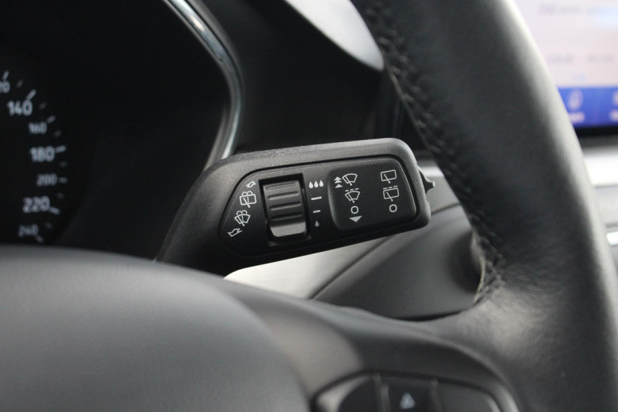 Ford FOCUS Wagon 1.0 EcoBoost Titanium Business 125pk | Winterpack | Full LED | Adaptieve Cruise | B&O Play | Achteruitrijcamera | Design Pack