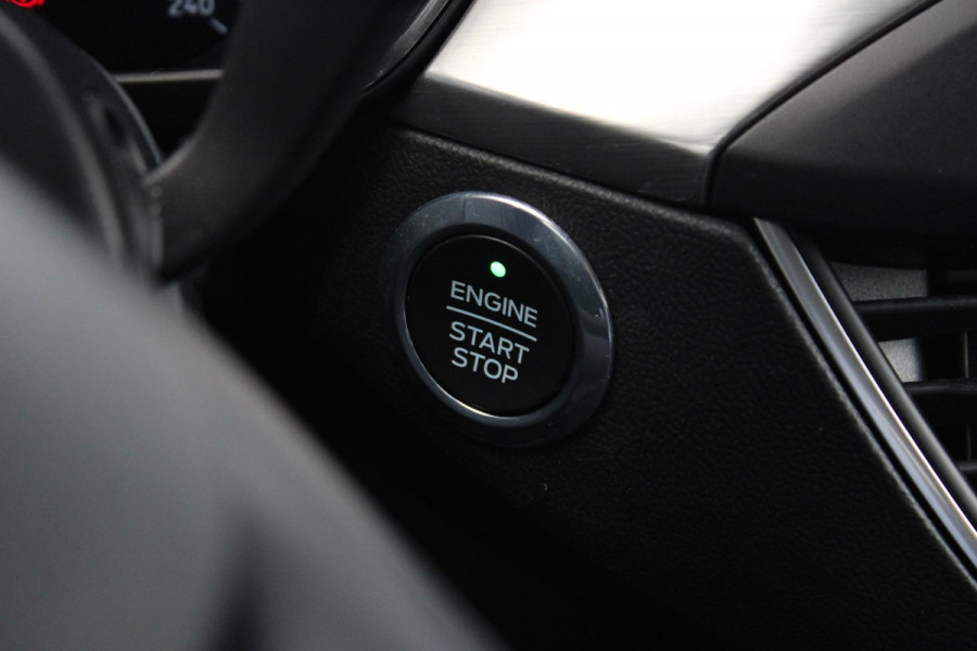 Ford FOCUS Wagon 1.0 EcoBoost Titanium Business 125pk | Winterpack | Full LED | Adaptieve Cruise | B&O Play | Achteruitrijcamera | Design Pack