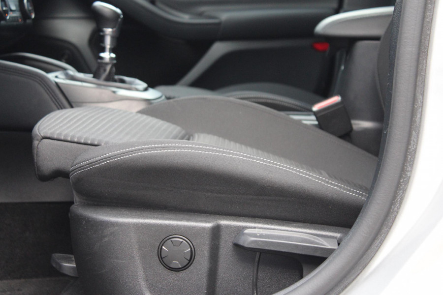 Ford FOCUS Wagon 1.0 EcoBoost Titanium Business 125pk | Winterpack | Full LED | Adaptieve Cruise | B&O Play | Achteruitrijcamera | Design Pack