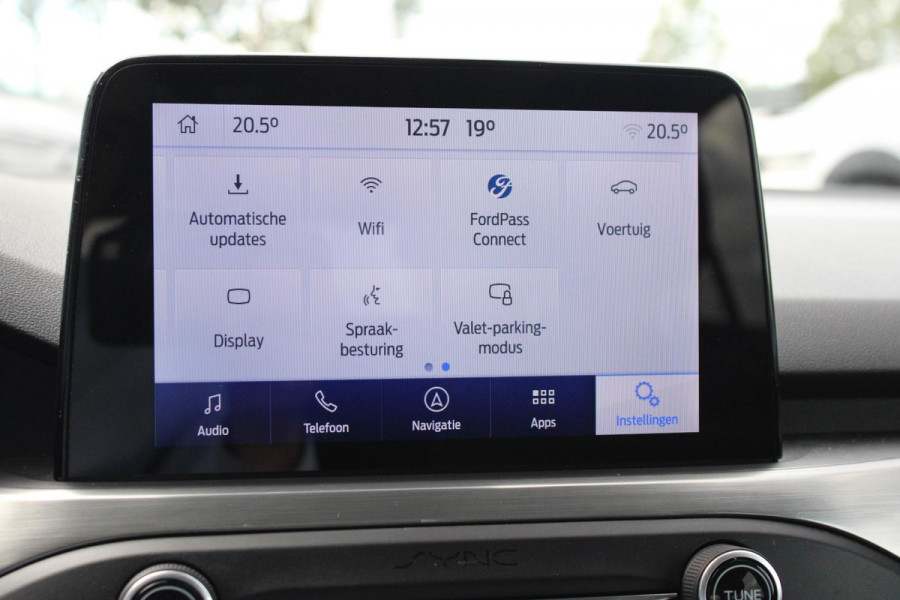 Ford FOCUS Wagon 1.0 EcoBoost Titanium Business 125pk | Winterpack | Full LED | Adaptieve Cruise | B&O Play | Achteruitrijcamera | Design Pack