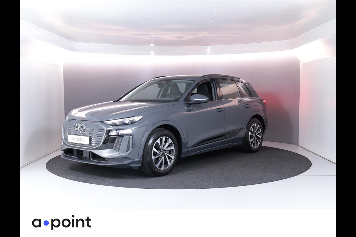 Audi Q6 e-tron Advanced edition e-tron perf 225kW/306pk 100Kwh Ha Tech Plus pakket, sportstoelen met leder, bumpers in kleur carrosserie, omgevingscamera's
