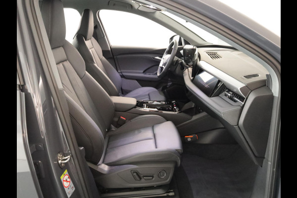 Audi Q6 e-tron Advanced edition e-tron perf 225kW/306pk 100Kwh Ha Tech Plus pakket, sportstoelen met leder, bumpers in kleur carrosserie, omgevingscamera's Audi Q6 e-tron Advanced edition e-tron perf 225kW/306pk 100Kwh Ha Tech Plus pakket, sportstoelen met leder, bumpers in kleur carrosserie, omgevingscamera's