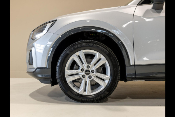 Audi Q2 35 TFSI Advanced edition / 150pk / Stoelverwarming / Apple CarPlay / Adaptieve cruise control /
