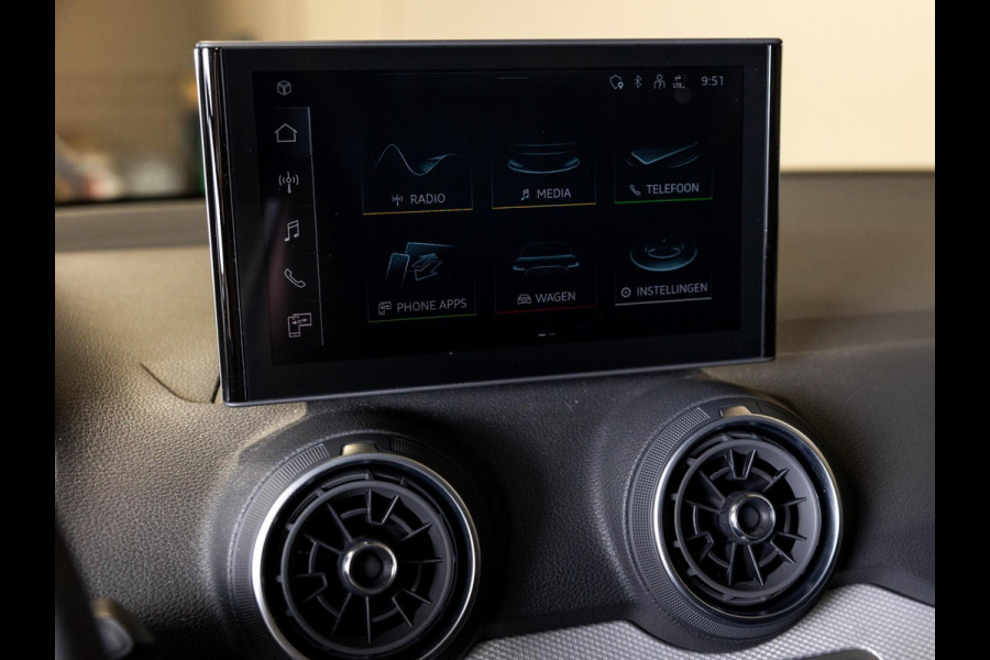 Audi Q2 35 TFSI Advanced edition / 150pk / Stoelverwarming / Apple CarPlay / Adaptieve cruise control /