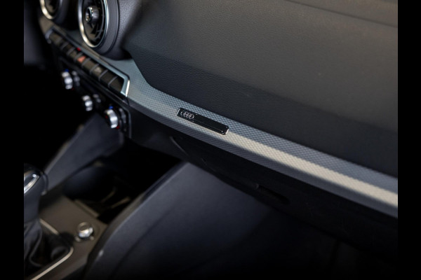 Audi Q2 35 TFSI Advanced edition / 150pk / Stoelverwarming / Apple CarPlay / Adaptieve cruise control /