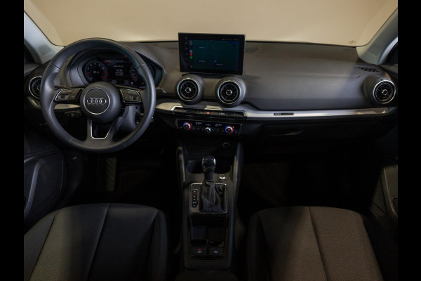 Audi Q2 35 TFSI Advanced edition / 150pk / Stoelverwarming / Apple CarPlay / Adaptieve cruise control /