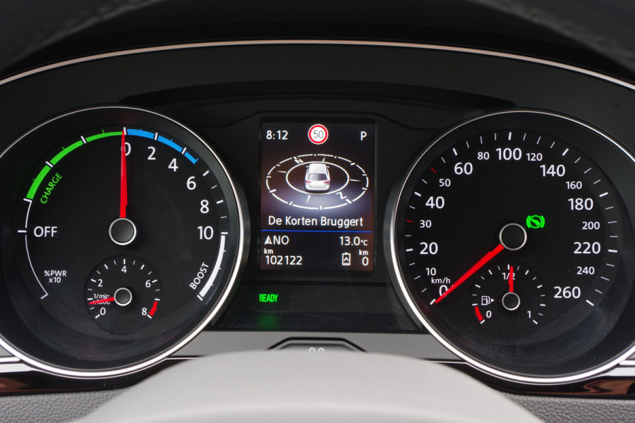 Volkswagen Passat Variant 1.4 TSI GTE Business 218 PK PHEV, Trekhaak, Carplay, LED verlichting