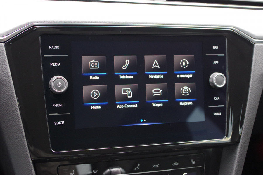 Volkswagen Passat Variant 1.4 TSI GTE Business 218 PK PHEV, Trekhaak, Carplay, LED verlichting