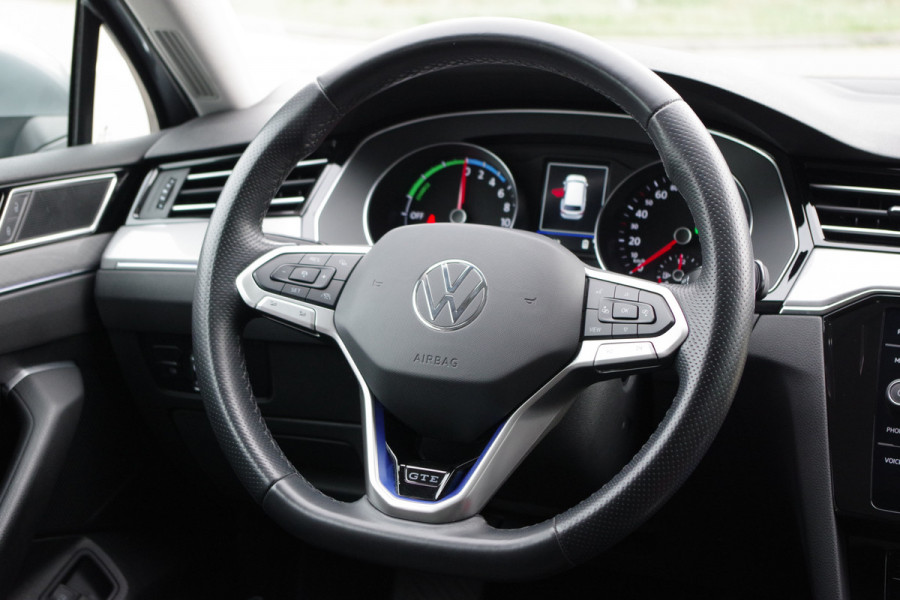 Volkswagen Passat Variant 1.4 TSI GTE Business 218 PK PHEV, Trekhaak, Carplay, LED verlichting