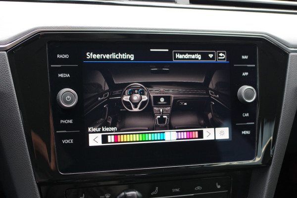 Volkswagen Passat Variant 1.4 TSI GTE Business 218 PK PHEV, Trekhaak, Carplay, LED verlichting