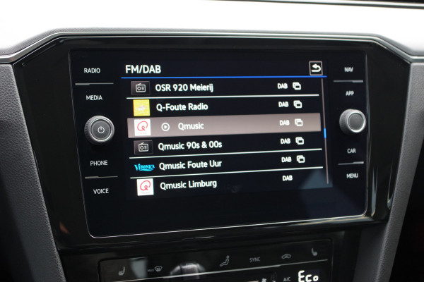 Volkswagen Passat Variant 1.4 TSI GTE Business 218 PK PHEV, Trekhaak, Carplay, LED verlichting