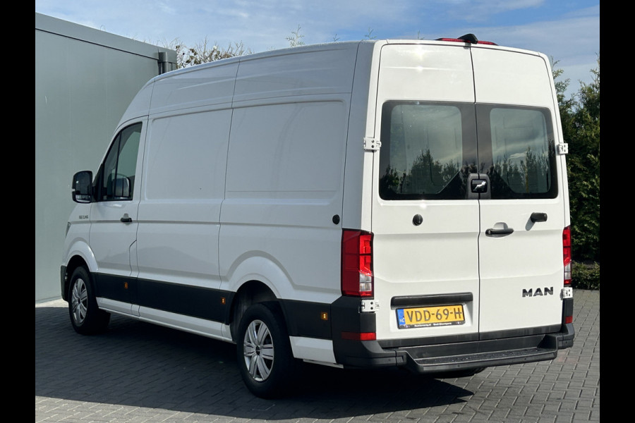MAN TGE 2.0 TDI 141 PK / L3H3 / 1e EIG. / 65.408 KM !! / 3.000 KG AHG / AIRCO / CRUISE / NAVI / CAMERA / 3-ZITS