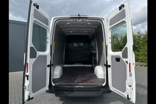 MAN TGE 2.0 TDI 141 PK / L3H3 / 1e EIG. / 65.408 KM !! / 3.000 KG AHG / AIRCO / CRUISE / NAVI / CAMERA / 3-ZITS
