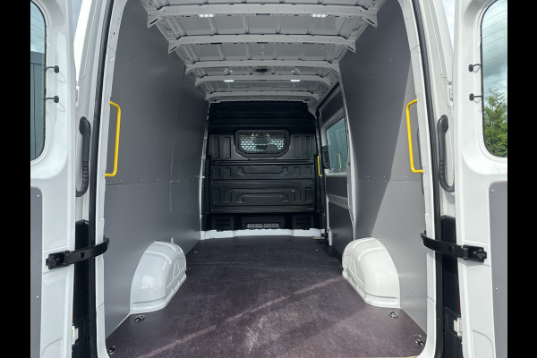 MAN TGE 2.0 TDI 141 PK / L3H3 / 1e EIG. / 65.408 KM !! / 3.000 KG AHG / AIRCO / CRUISE / NAVI / CAMERA / 3-ZITS