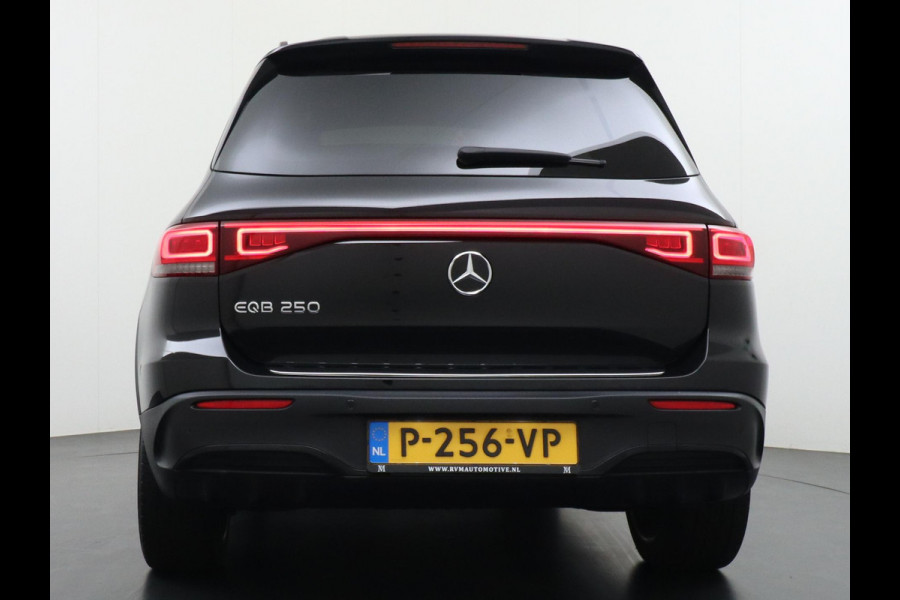 Mercedes-Benz EQB 250 AMG Line 7p. 67 kWh SOH 96% PANORAMADAK | ELECTR STOELEN+geheugen | AMBILIGHT | ADAPTIVE CRUISE | HEAD UP | MEGA COMPLEET! Mercedes-Benz EQB 250 AMG Line 7p. 67 kWh SOH 96% PANORAMADAK | ELECTR STOELEN+geheugen | AMBILIGHT | ADAPTIVE CRUISE | HEAD UP | MEGA COMPLEET!
