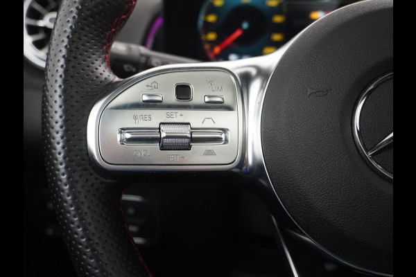 Mercedes-Benz EQB 250 AMG Line 7p. 67 kWh SOH 96% PANORAMADAK | ELECTR STOELEN+geheugen | AMBILIGHT | ADAPTIVE CRUISE | HEAD UP | MEGA COMPLEET! Mercedes-Benz EQB 250 AMG Line 7p. 67 kWh SOH 96% PANORAMADAK | ELECTR STOELEN+geheugen | AMBILIGHT | ADAPTIVE CRUISE | HEAD UP | MEGA COMPLEET!