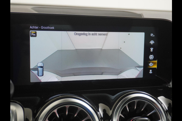 Mercedes-Benz EQB 250 AMG Line 7p. 67 kWh SOH 96% PANORAMADAK | ELECTR STOELEN+geheugen | AMBILIGHT | ADAPTIVE CRUISE | HEAD UP | MEGA COMPLEET! Mercedes-Benz EQB 250 AMG Line 7p. 67 kWh SOH 96% PANORAMADAK | ELECTR STOELEN+geheugen | AMBILIGHT | ADAPTIVE CRUISE | HEAD UP | MEGA COMPLEET!