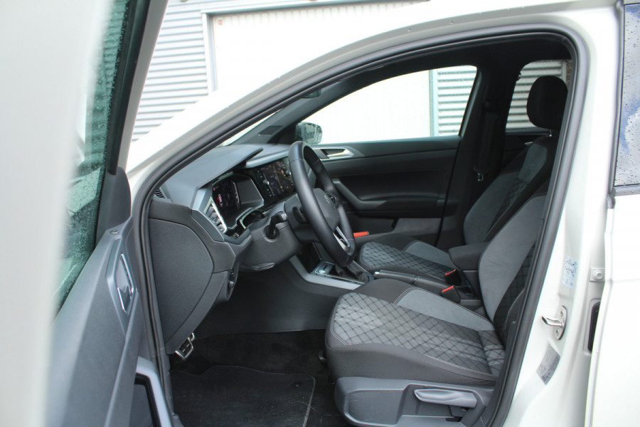 Volkswagen Polo 1.0 TSI 96pk R-Line DSG7 NL-Auto NAP Panoramadak Clima Cruise Navi Camera Dig. Cockpit IQ Light 16"LMV