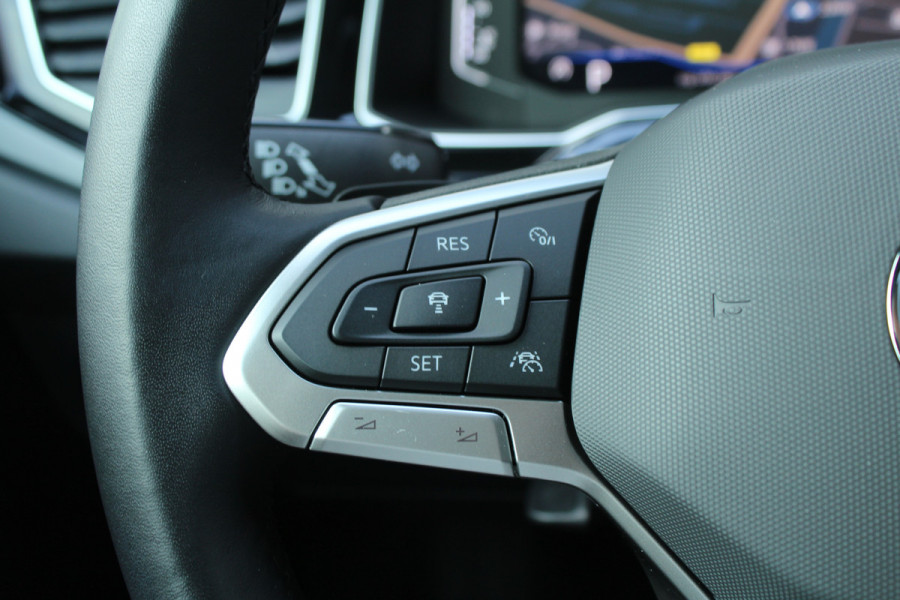 Volkswagen Polo 1.0 TSI 96pk R-Line DSG7 NL-Auto NAP Panoramadak Clima Cruise Navi Camera Dig. Cockpit IQ Light 16"LMV