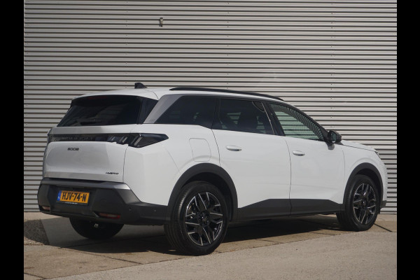 Peugeot 5008 1.2 Hybrid 136 Allure 7 Persoons Peugeot 5008 1.2 Hybrid 136 Allure 7 Persoons