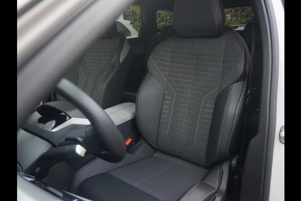 Peugeot 5008 1.2 Hybrid 136 Allure 7 Persoons Peugeot 5008 1.2 Hybrid 136 Allure 7 Persoons