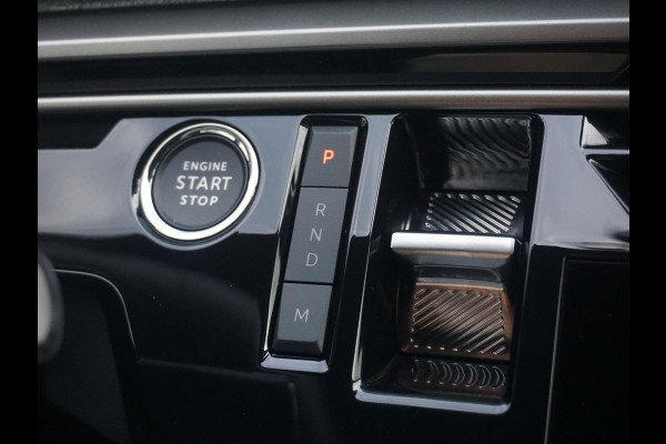 Peugeot 5008 1.2 Hybrid 136 Allure 7 Persoons Peugeot 5008 1.2 Hybrid 136 Allure 7 Persoons