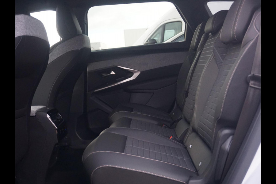 Peugeot 5008 1.2 Hybrid 136 Allure 7 Persoons Peugeot 5008 1.2 Hybrid 136 Allure 7 Persoons