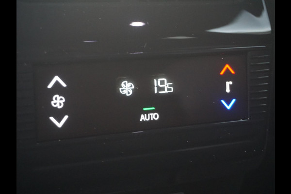 Peugeot 5008 1.2 Hybrid 136 Allure 7 Persoons Peugeot 5008 1.2 Hybrid 136 Allure 7 Persoons