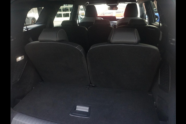 Peugeot 5008 1.2 Hybrid 136 Allure 7 Persoons Peugeot 5008 1.2 Hybrid 136 Allure 7 Persoons