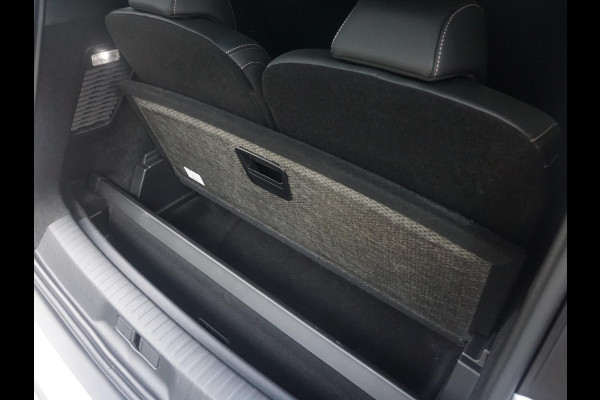 Peugeot 5008 1.2 Hybrid 136 Allure 7 Persoons Peugeot 5008 1.2 Hybrid 136 Allure 7 Persoons