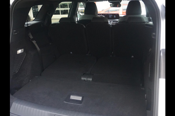 Peugeot 5008 1.2 Hybrid 136 Allure 7 Persoons Peugeot 5008 1.2 Hybrid 136 Allure 7 Persoons