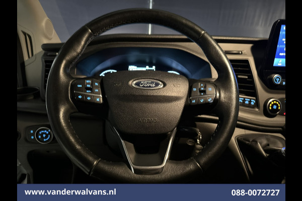 Ford Transit 2.0 TDCI 131pk L3H2 Euro6 ** Airco | Camera | Navigatie | Apple Carplay | Cruisecontrol Android Auto, Verwarmde voorruit, Stoelverwarming, Parkeersensoren, Bijrijdersbank