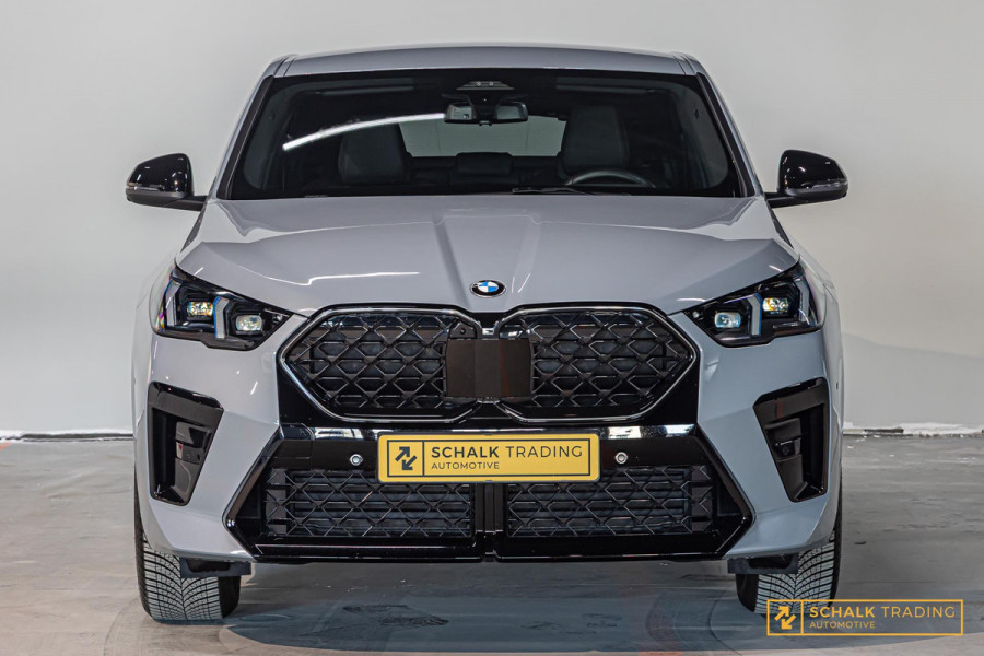 BMW X2 SDrive20i Launch Edition|M-sport|H&K|Memory|E-stoel