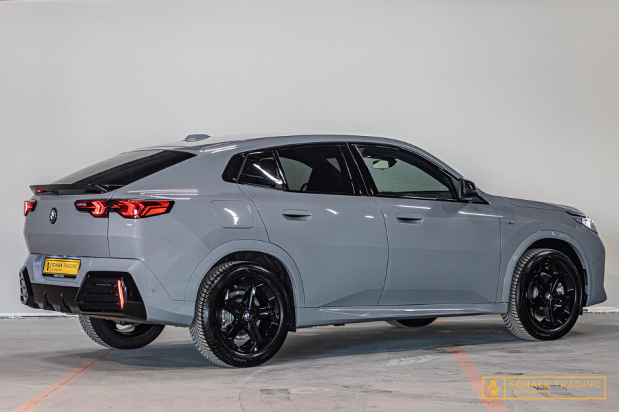 BMW X2 SDrive20i Launch Edition|M-sport|H&K|Memory|E-stoel
