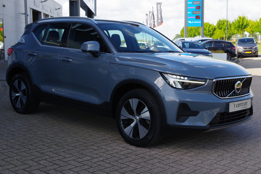 Volvo XC40 1.5 T4 Plug-in hybrid Essential Bright 211 PK PHEV, Camera, LED, Carplay, Climate Control