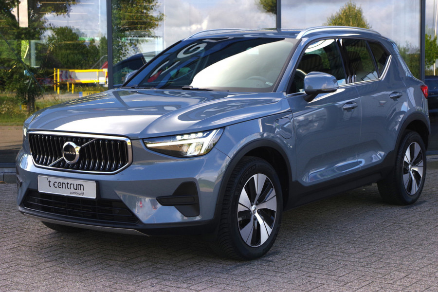 Volvo XC40 1.5 T4 Plug-in hybrid Essential Bright 211 PK PHEV, Camera, LED, Carplay, Climate Control