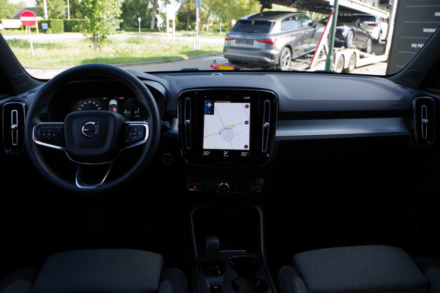 Volvo XC40 1.5 T4 Plug-in hybrid Essential Bright 211 PK PHEV, Camera, LED, Carplay, Climate Control